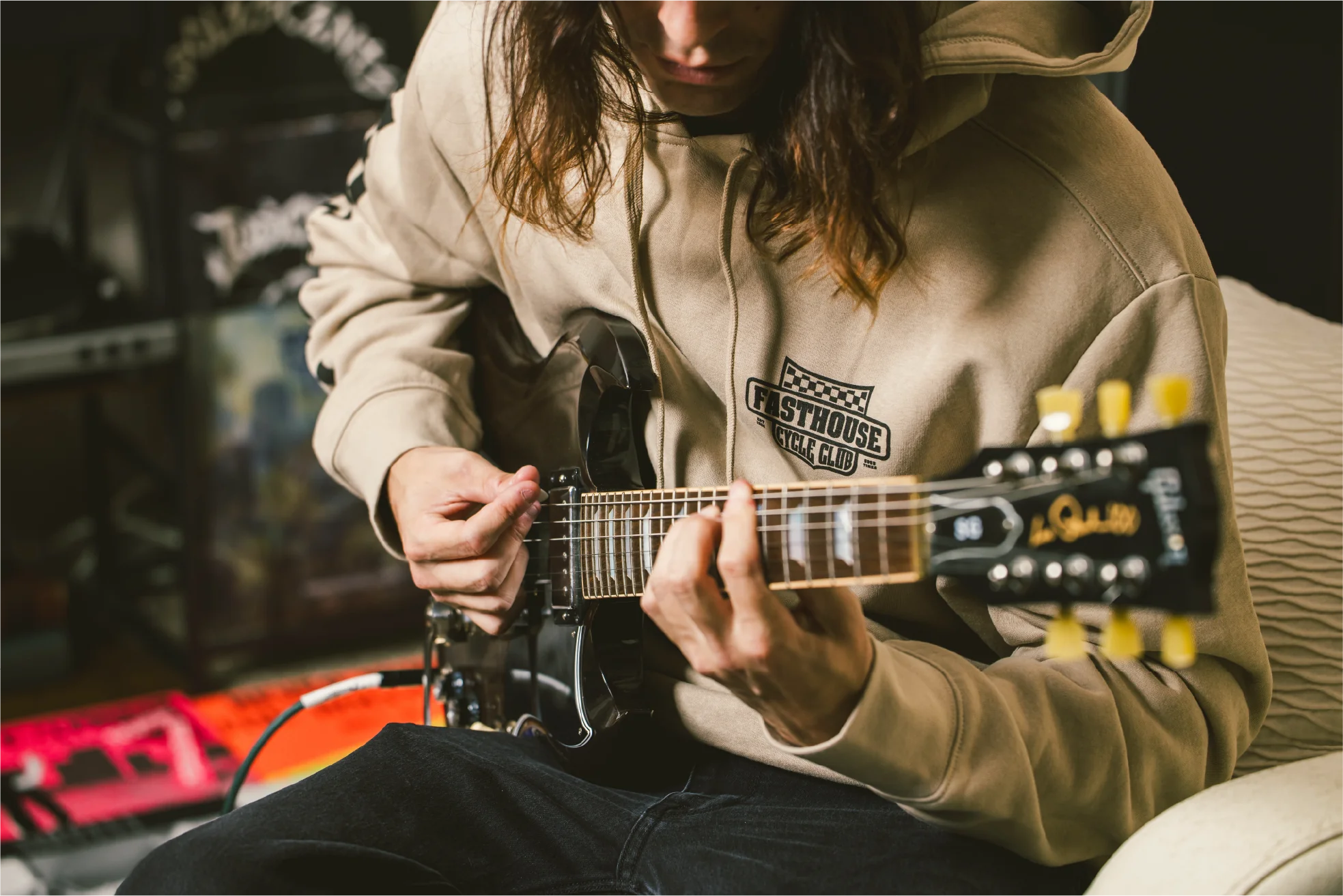 Hoodies & Sweatshirts
